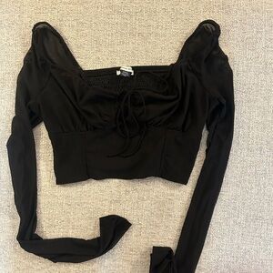 American Eagle Outfitters Black Long-Sleeve Tie-Front Crop Top